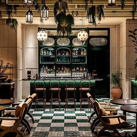 多哈四季酒店 外观 照片 The Bar at The Standard London